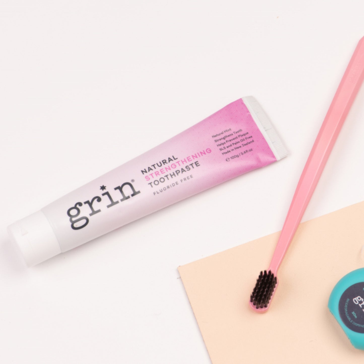 Strengthening Natural Toothpaste 100g
